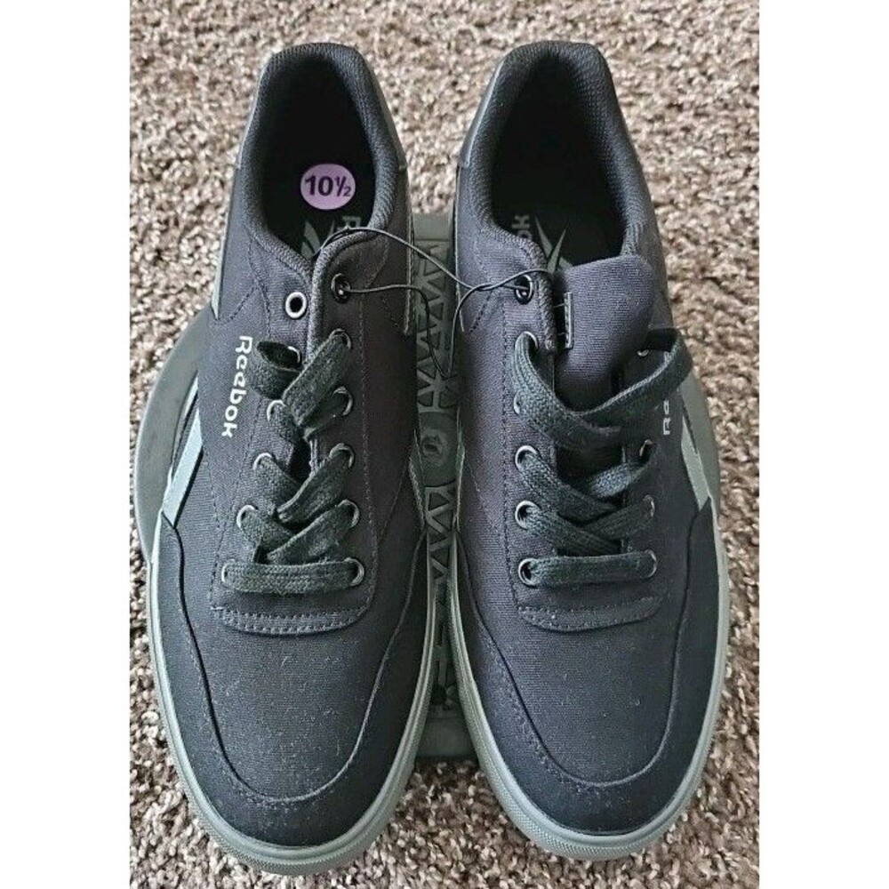 Reebok Men's Athletic Sneakers Lace Up Low Top Solid Black Gray Casual M 10.5